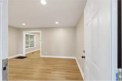 311 Henry Aaron Avenue SW, Atlanta, GA 30310 - Photo 13