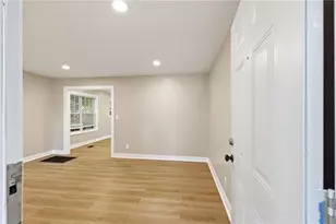 311 Henry Aaron Ave SW, Atlanta, GA 30310 - Photo 13