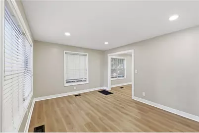 311 Henry Aaron Avenue SW, Atlanta, GA 30310 - Photo 17