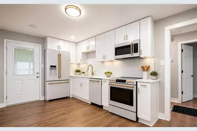 311 Henry Aaron Avenue SW, Atlanta, GA 30310 - Photo 3