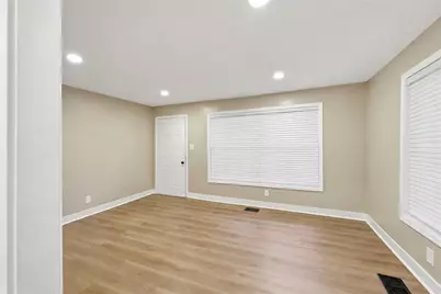 311 Henry Aaron Avenue SW, Atlanta, GA 30310 - Photo 19