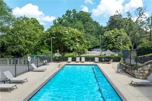 276 Lakemoore Dr NE, Atlanta, GA 30342 - Photo 25