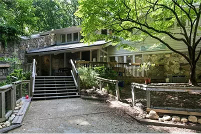 276 Lakemoore Drive NE #C, Atlanta, GA 30342 - Photo 29