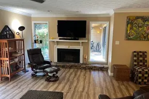 831 Lake Hollow Blvd SW, Marietta, GA 30064 - Photo 3