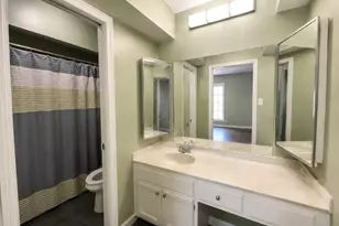 831 Lake Hollow Blvd SW, Marietta, GA 30064 - Photo 9