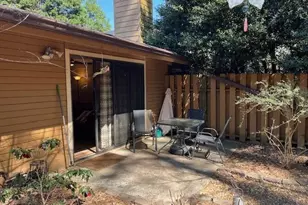 831 Lake Hollow Blvd SW, Marietta, GA 30064 - Photo 13