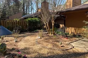 831 Lake Hollow Blvd SW, Marietta, GA 30064 - Photo 7