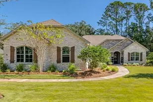 930 Champney, Saint Simons, GA 31522 - Photo 3