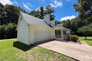 1761 Keenland Pl, Lawrenceville, GA 30043 - Photo 3