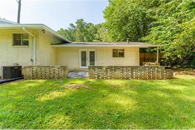 3499 Creekview Circle, Stone Mountain, GA 30083 - Photo 41