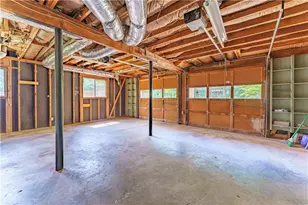 3499 Creekview Cir, Stone Mountain, GA 30083 - Photo 29