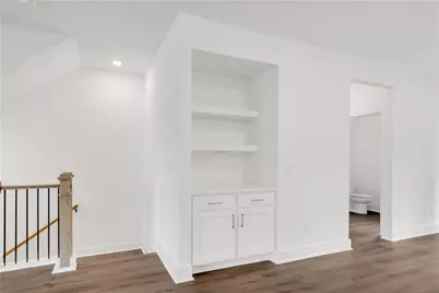 2735 Hallwood Lane, Suwanee, GA 30024 - Photo 17