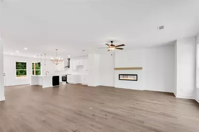 2735 Hallwood Lane, Suwanee, GA 30024 - Photo 9