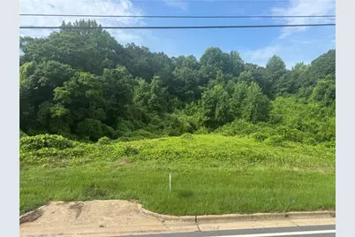 200 W Washington Street, Newnan, GA 30263 - Photo 1