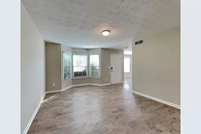 3925 Riversong Drive, Suwanee, GA 30024 - Photo 5