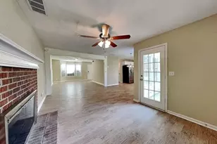 3925 Riversong Dr, Suwanee, GA 30024 - Photo 3