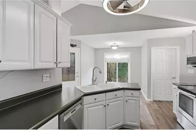 584 Fernstone Trail, Lawrenceville, GA 30046 - Photo 15