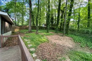 4453 Old Mabry Pl NE, Roswell, GA 30075 - Photo 25