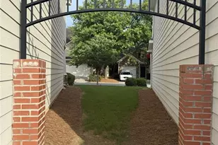 109 Highland Pointe Cir E, Dawsonville, GA 30534 - Photo 15