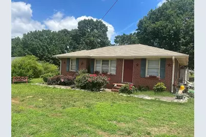 369 W Candler Street, Winder, GA 30680 - Photo 1