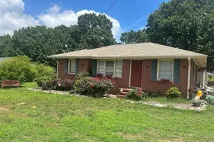 369 W Candler St, Winder, GA 30680 - Photo 1