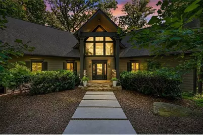 6680 Woodlake Drive, Flowery Branch, GA 30542 - Photo 3
