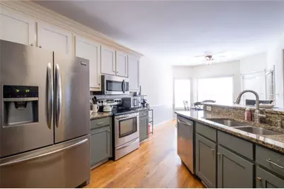 123 W Castle View Drive, Braselton, GA 30517 - Photo 5