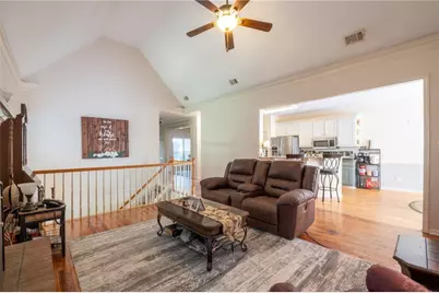 123 W Castle View Drive, Braselton, GA 30517 - Photo 9