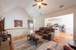 123 W Castle View Dr, Braselton, GA 30517 - Photo 9
