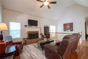 123 W Castle View Dr, Braselton, GA 30517 - Photo 3