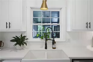 4345 Woodfield Dr, Gainesville, GA 30507 - Photo 9