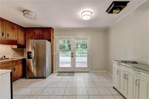 4690 Sewell Dr, Cumming, GA 30028 - Photo 9