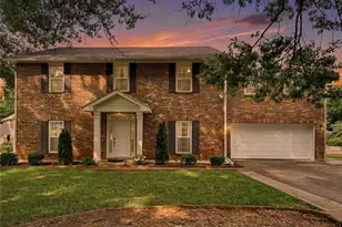 500 Willow Lookout, Alpharetta, GA 30022 - Photo 1