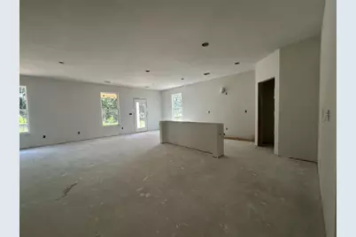 370 Crimson Feather Drive, Jefferson, GA 30549 - Photo 5