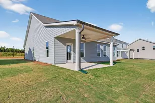 370 Crimson Feather Dr, Jefferson, GA 30549 - Photo 15