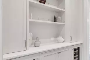 228 Thomas Cir, Roswell, GA 30075 - Photo 11