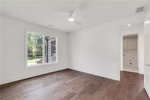 228 Thomas Cir, Roswell, GA 30075 - Photo 35