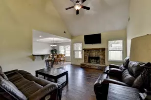82 Lake Point Ct, Jefferson, GA 30549 - Photo 7