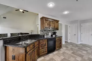 82 Lake Point Ct, Jefferson, GA 30549 - Photo 13