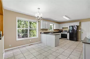 1545 Smoke Hill Dr NE, Hoschton, GA 30548 - Photo 9