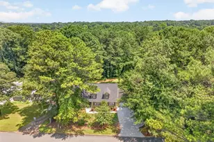 1074 Westchester Dr SW, Lilburn, GA 30047 - Photo 77