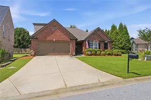 6010 Riverwood Dr, Braselton, GA 30517 - Photo 3