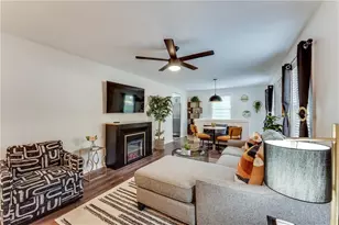 946 Astor Ave SW, Atlanta, GA 30310 - Photo 1