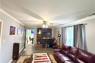753 Brookwood Terrace SW, Lilburn, GA 30047 - Photo 9