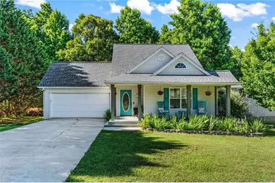155 Nickel Creek Drive, Mount Airy, GA 30563 - Photo 1