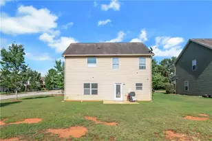 411 Bandelier Cir, Hampton, GA 30228 - Photo 3