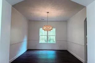 245 Winchester Dr, Covington, GA 30016 - Photo 5