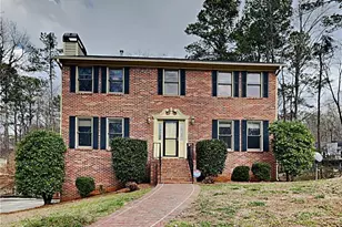 4856 Hawk Pl NE, Marietta, GA 30066 - Photo 1