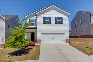 81 Mead Ct, Hoschton, GA 30548 - Photo 1