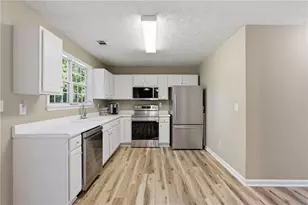 3735 Wake Robin Way, Cumming, GA 30040 - Photo 17